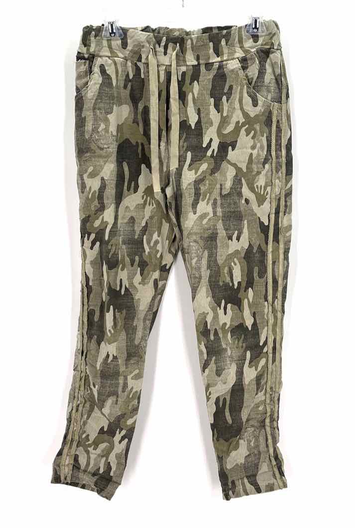 Size S FABRIK Green Print Pants