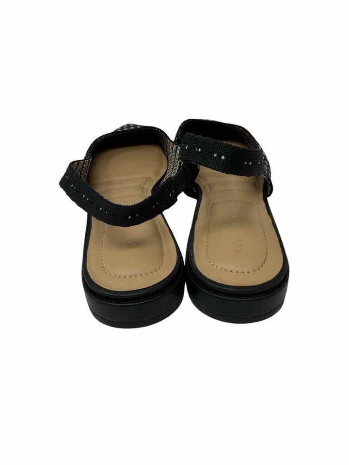 Shoe Size 9 KELLY & KATIE Black Pumps