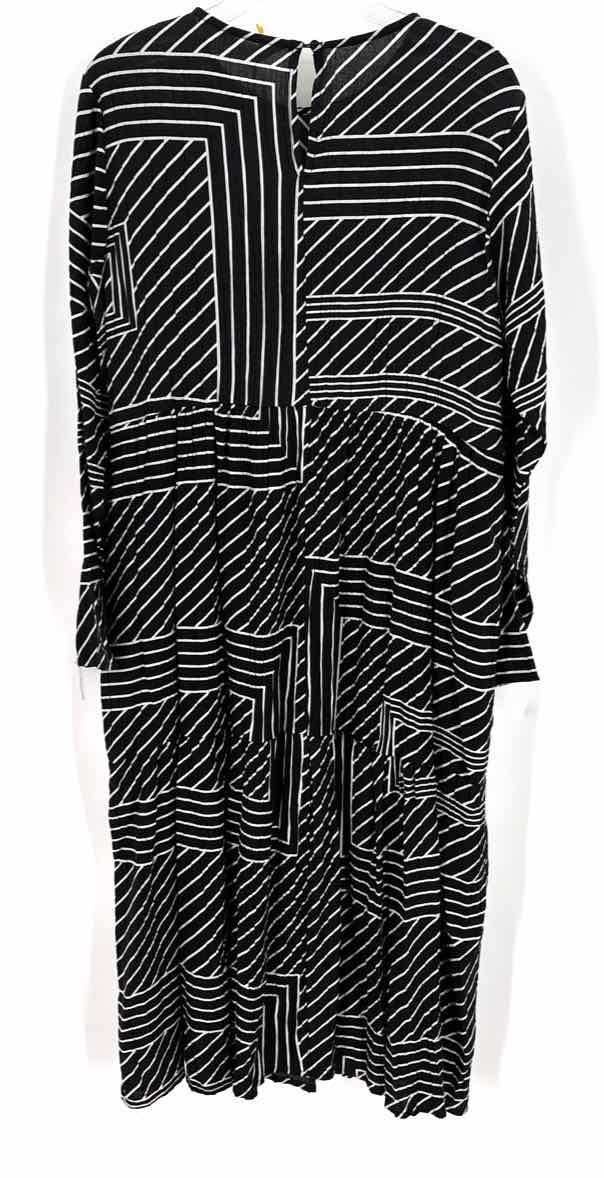 Size L Black Dress