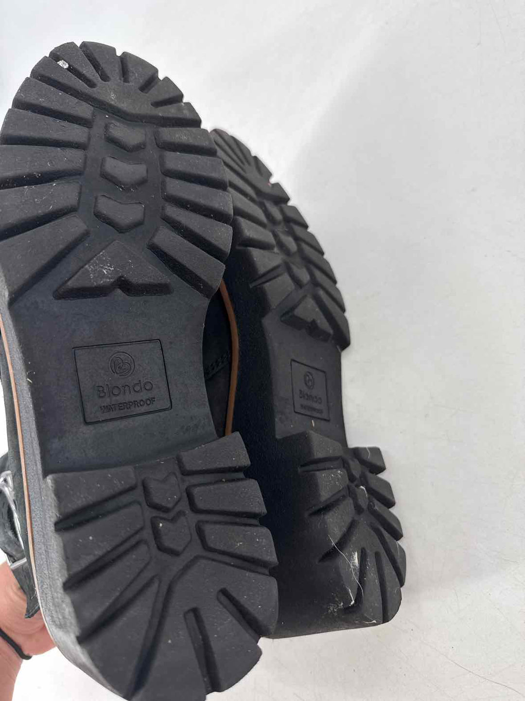 Shoe Size 9.5 BLONDO Black Boots