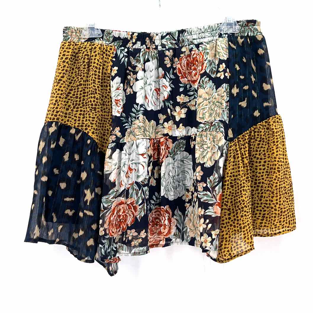 Size M Umgee Multi-Color Skirt