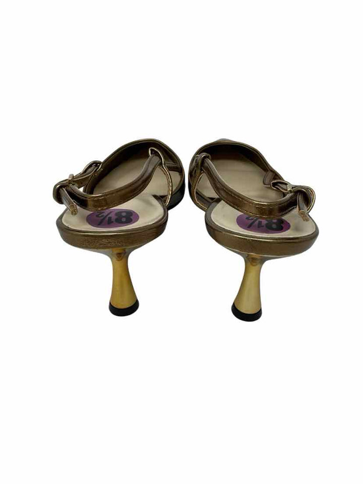 Shoe Size 8.5 Nine West Gold Leather Pumps