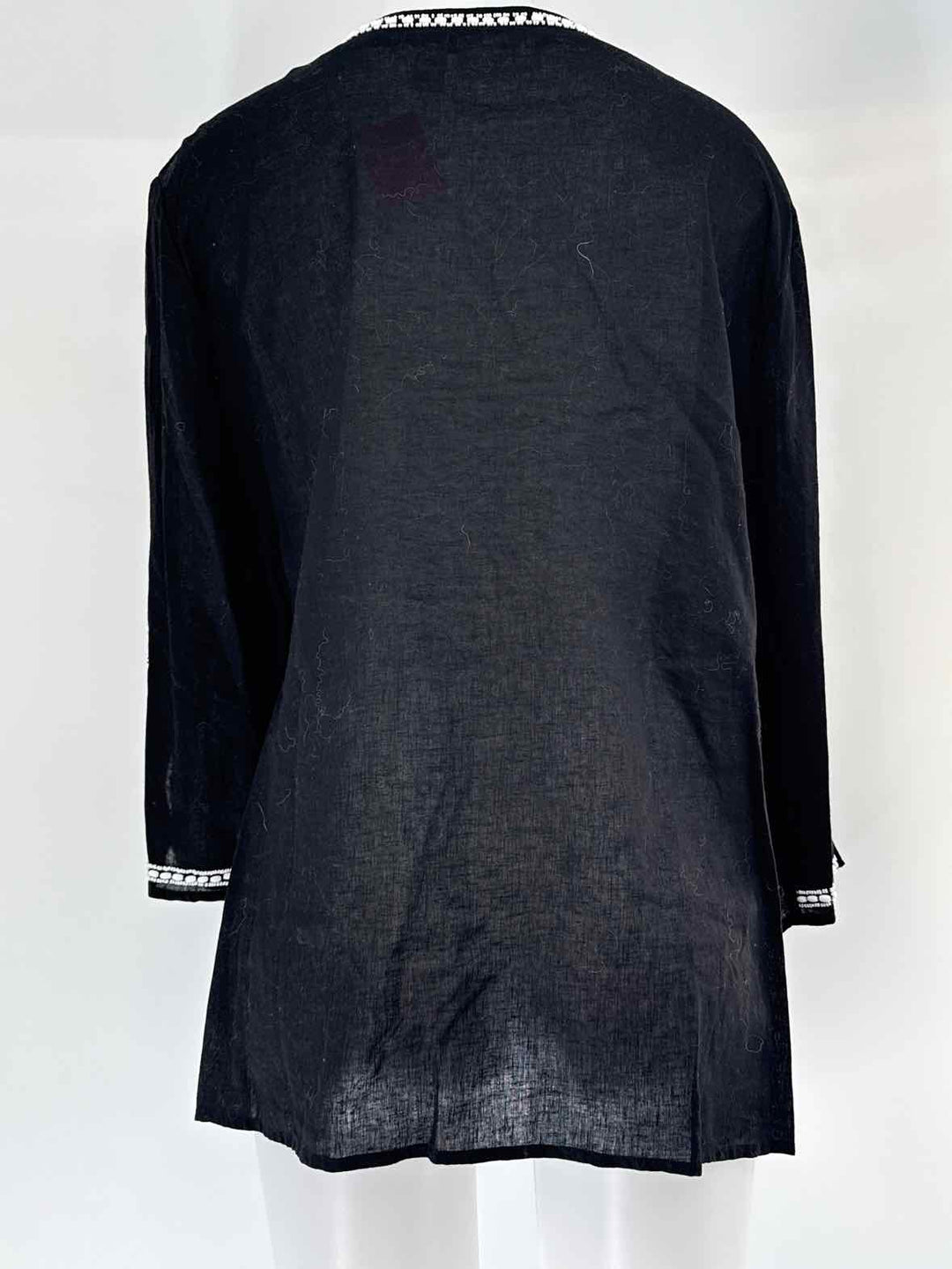 Size XL Chico's Black Shirt