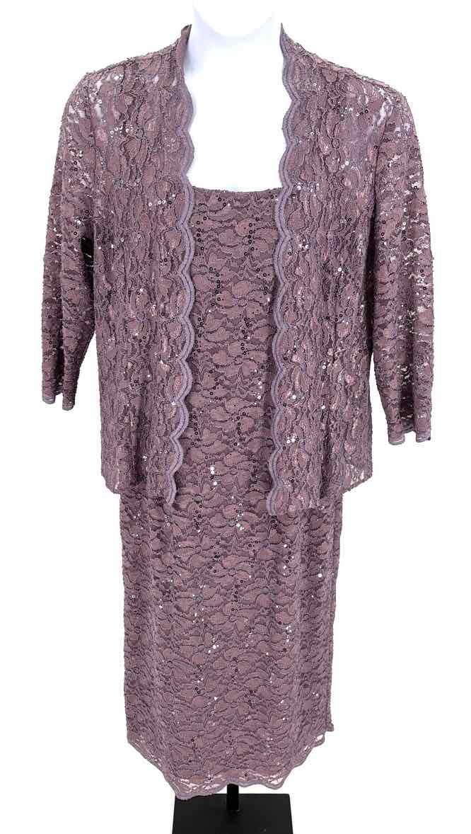 Size 16 ALEX EVENING Lavender Lace Dress