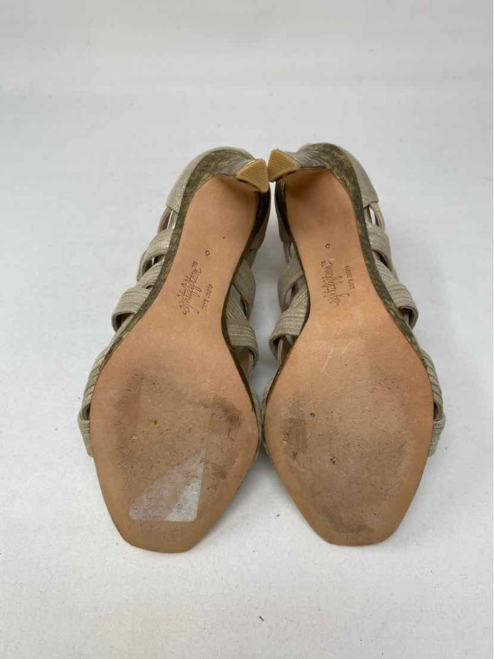 Shoe Size 6 Gold Leather Sandals