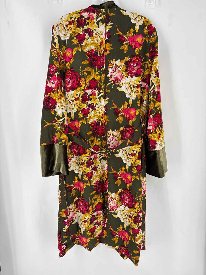 Size L/XL NY & CO Green Print Robe