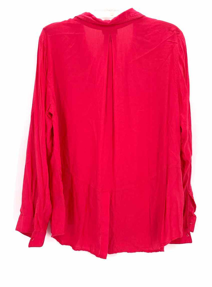 Size 1X Pink Shirt