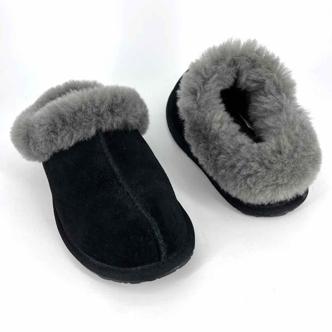 Shoe Size 7 Ugg Black Suede Slippers