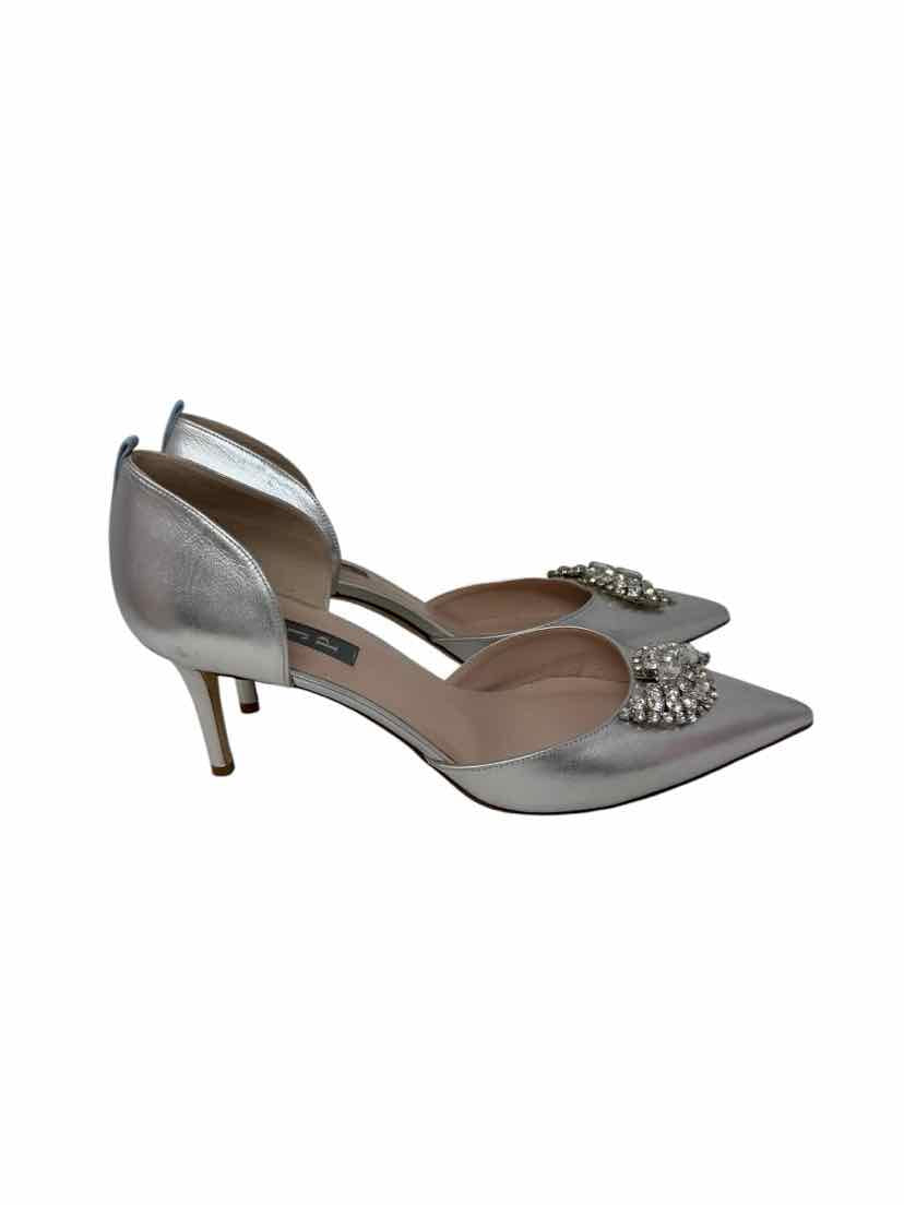 Shoe Size 39 Silver Pumps