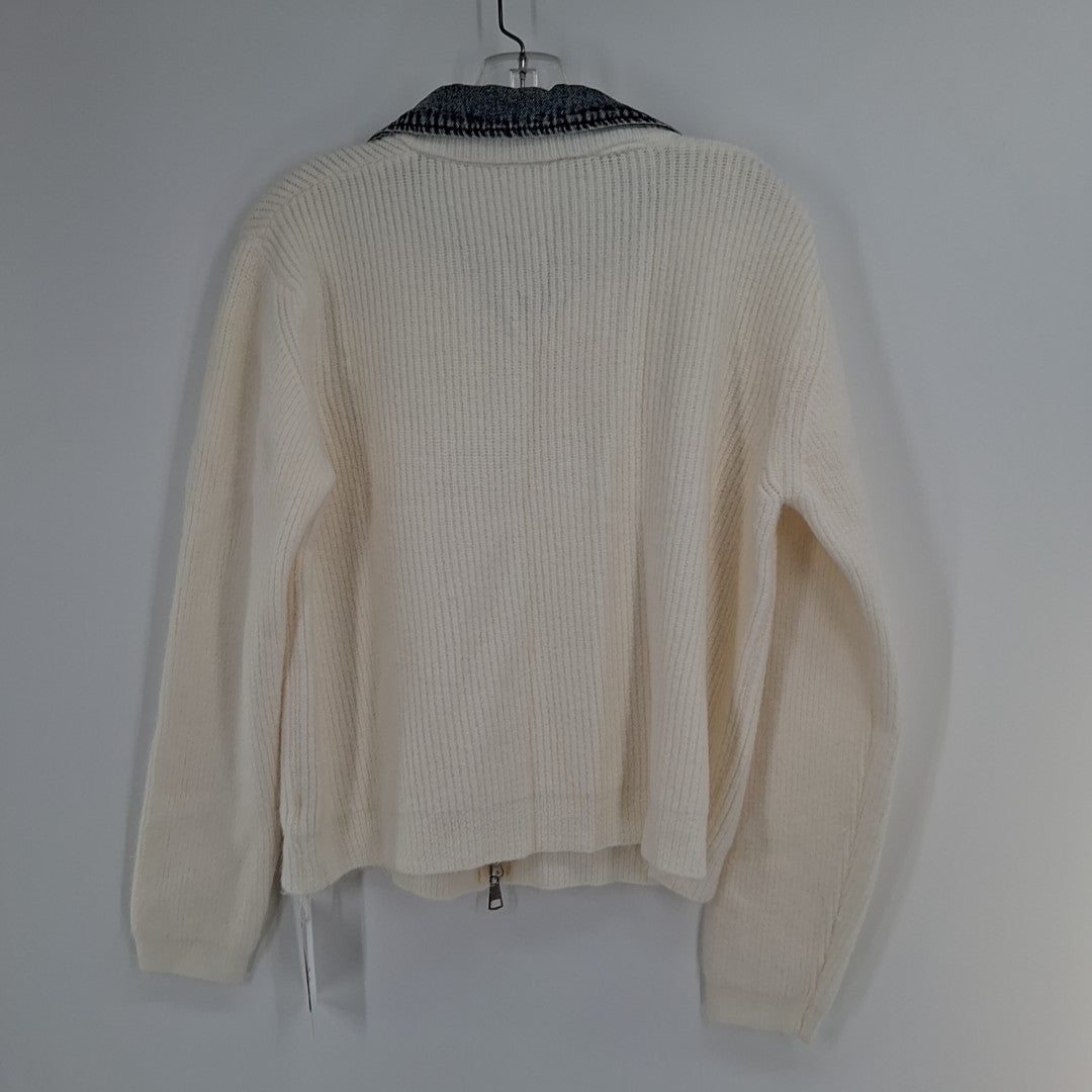 Size M Ivory Knit Cardigan