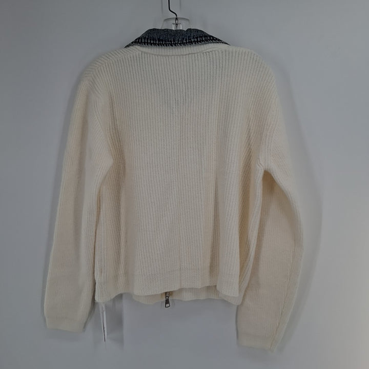 Size M Ivory Knit Cardigan
