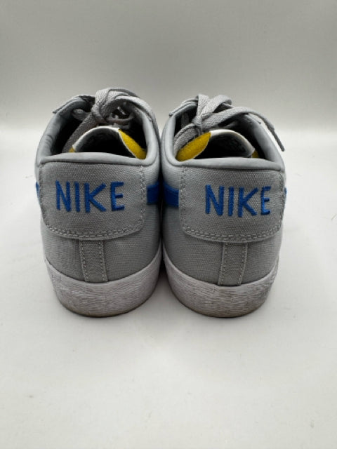 Shoe Size 11 Nike Gray Canvas Sneakers