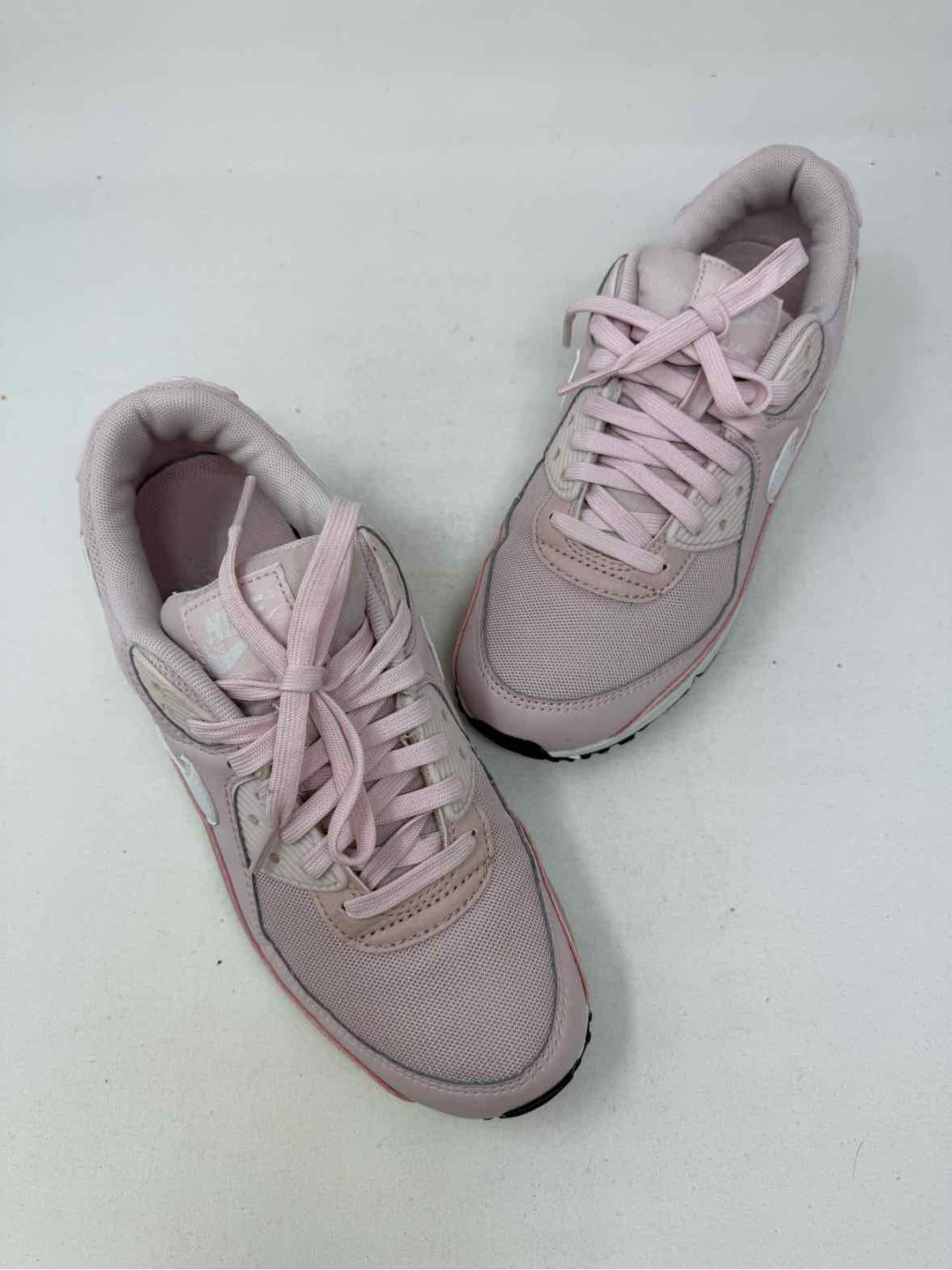 Shoe Size 8 Nike Pink Sneakers
