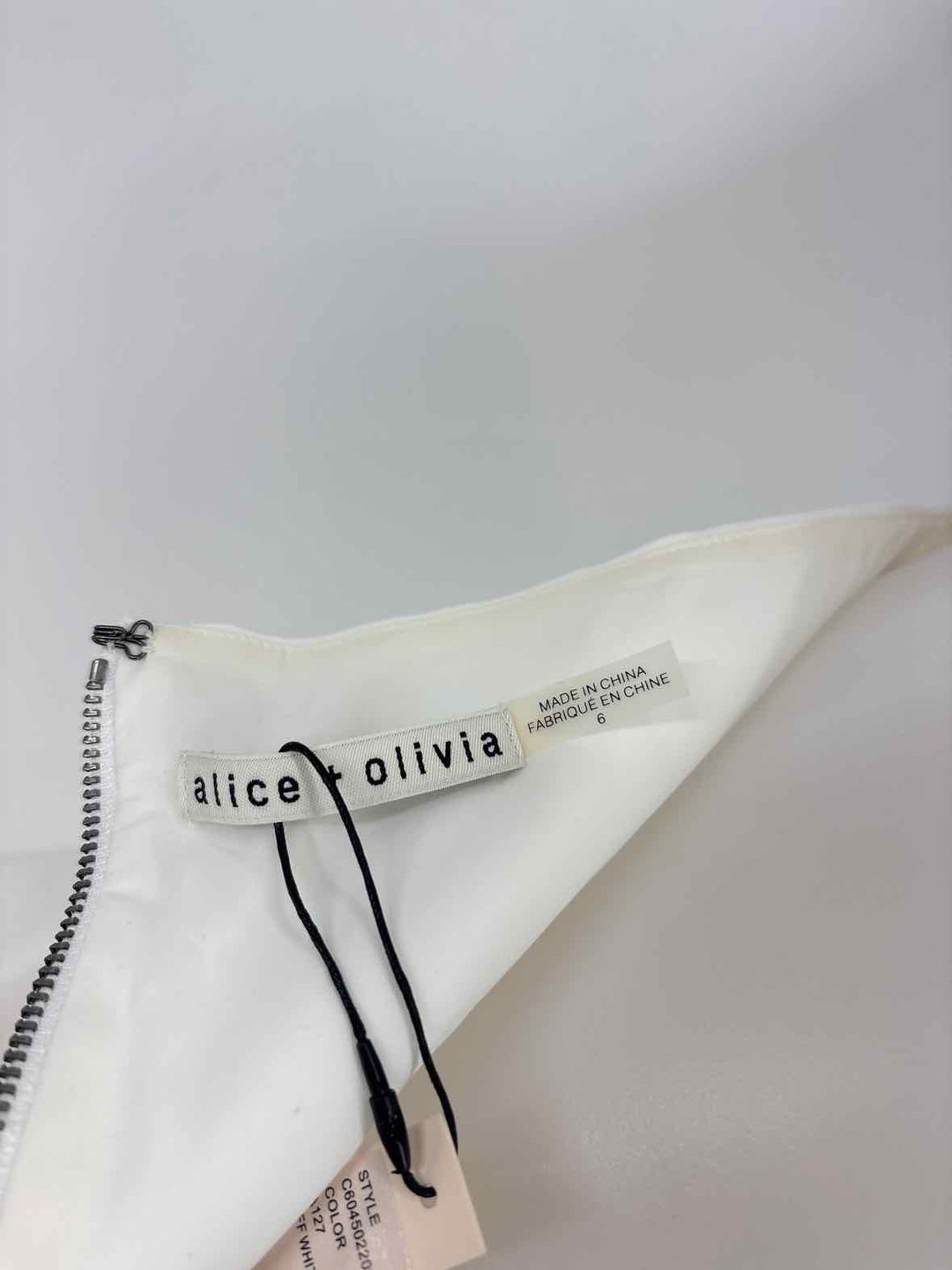 Size 6 Alice + Olivia Cream Dress