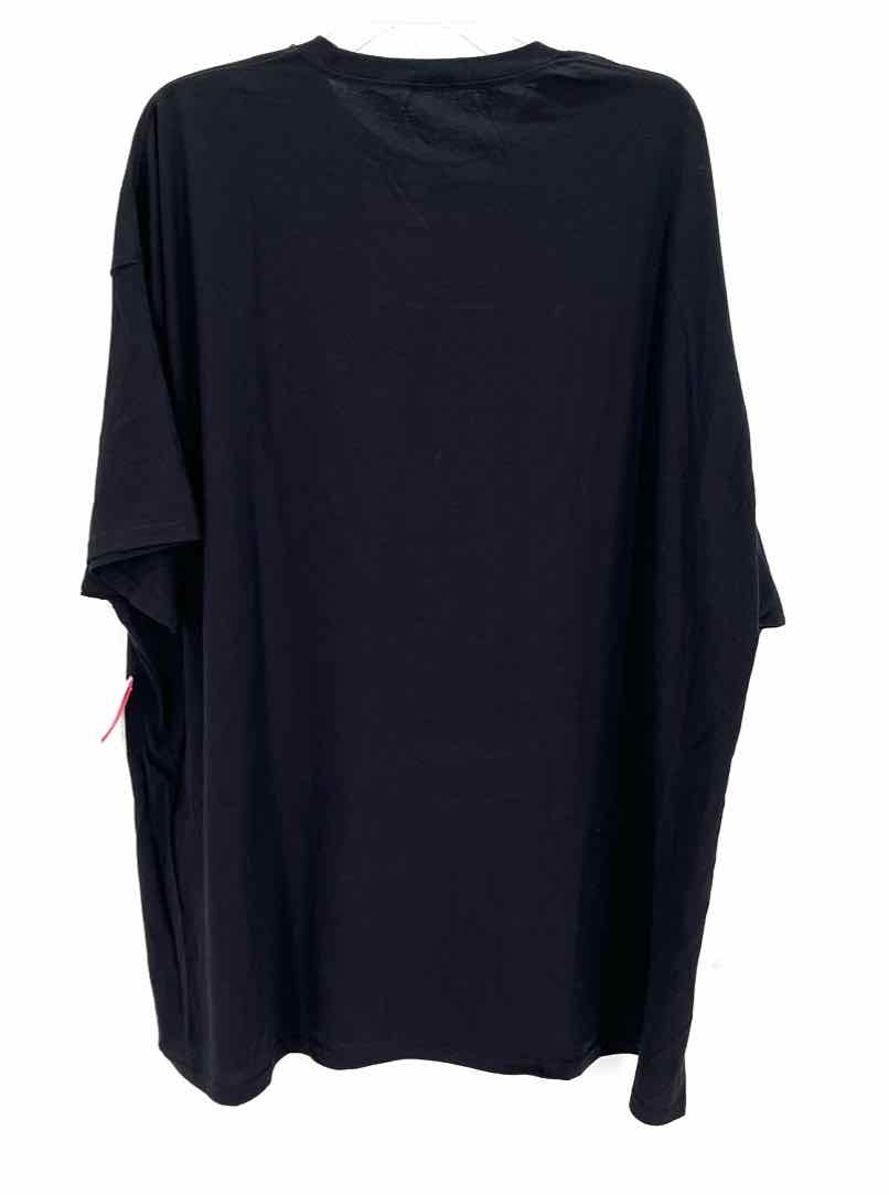 Size XXXL Black Shirt