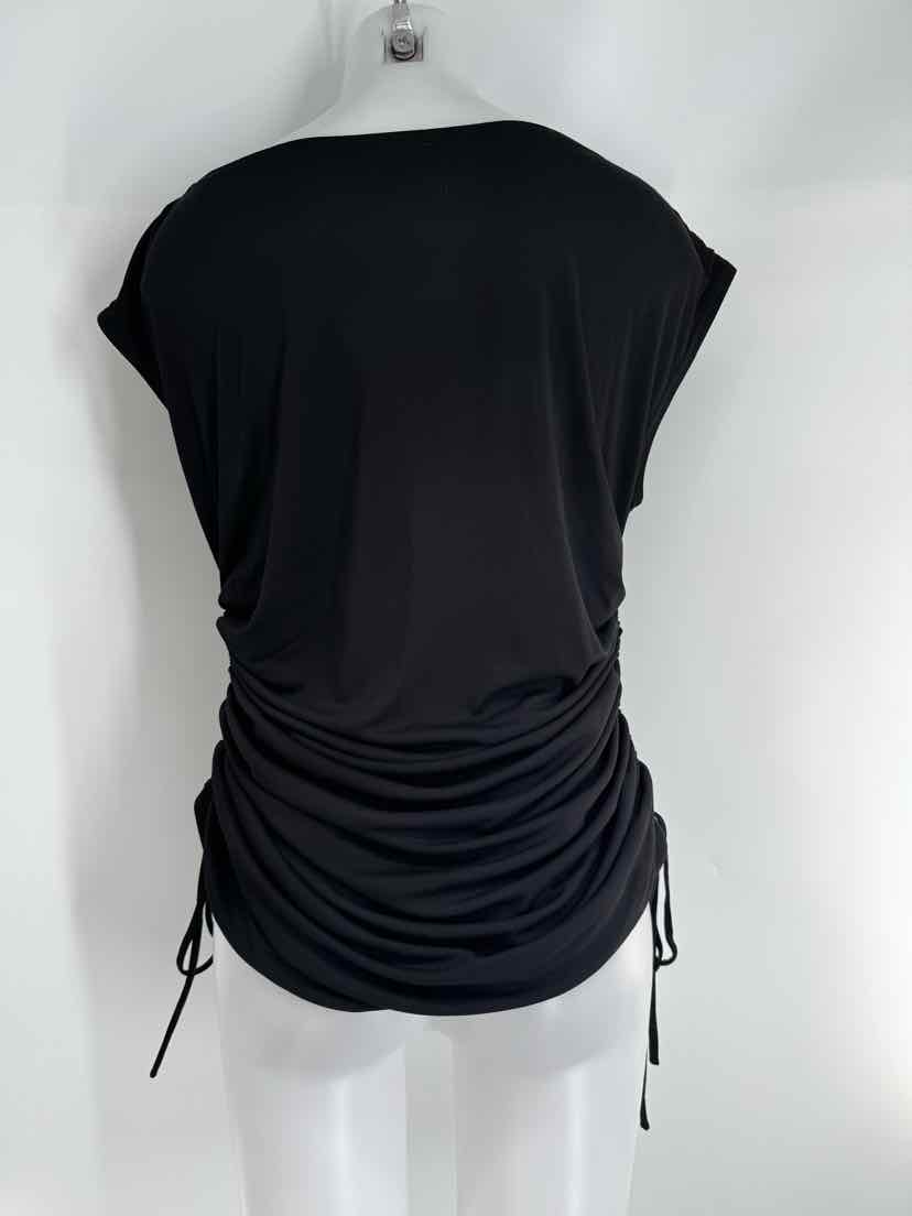 Size L ST JOHN Black Shirt
