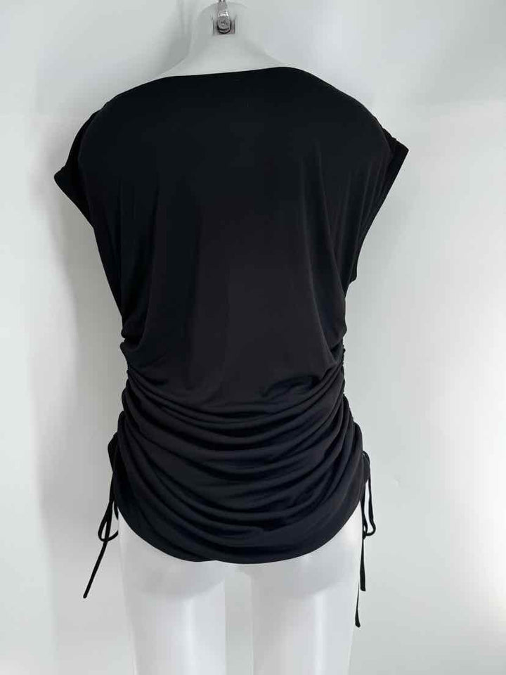 Size L ST JOHN Black Shirt