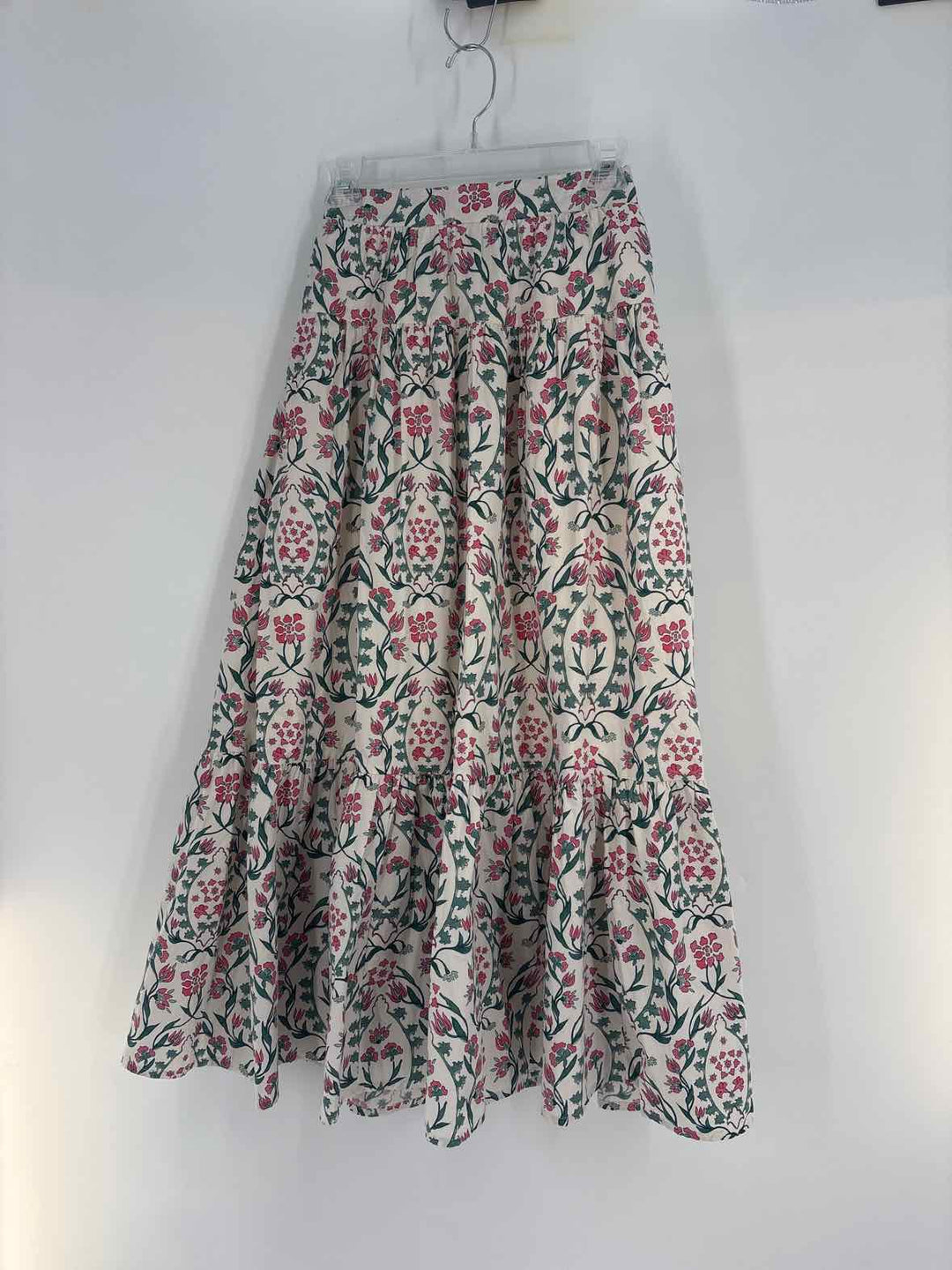 Size XXS Abercrombie Cream Skirt