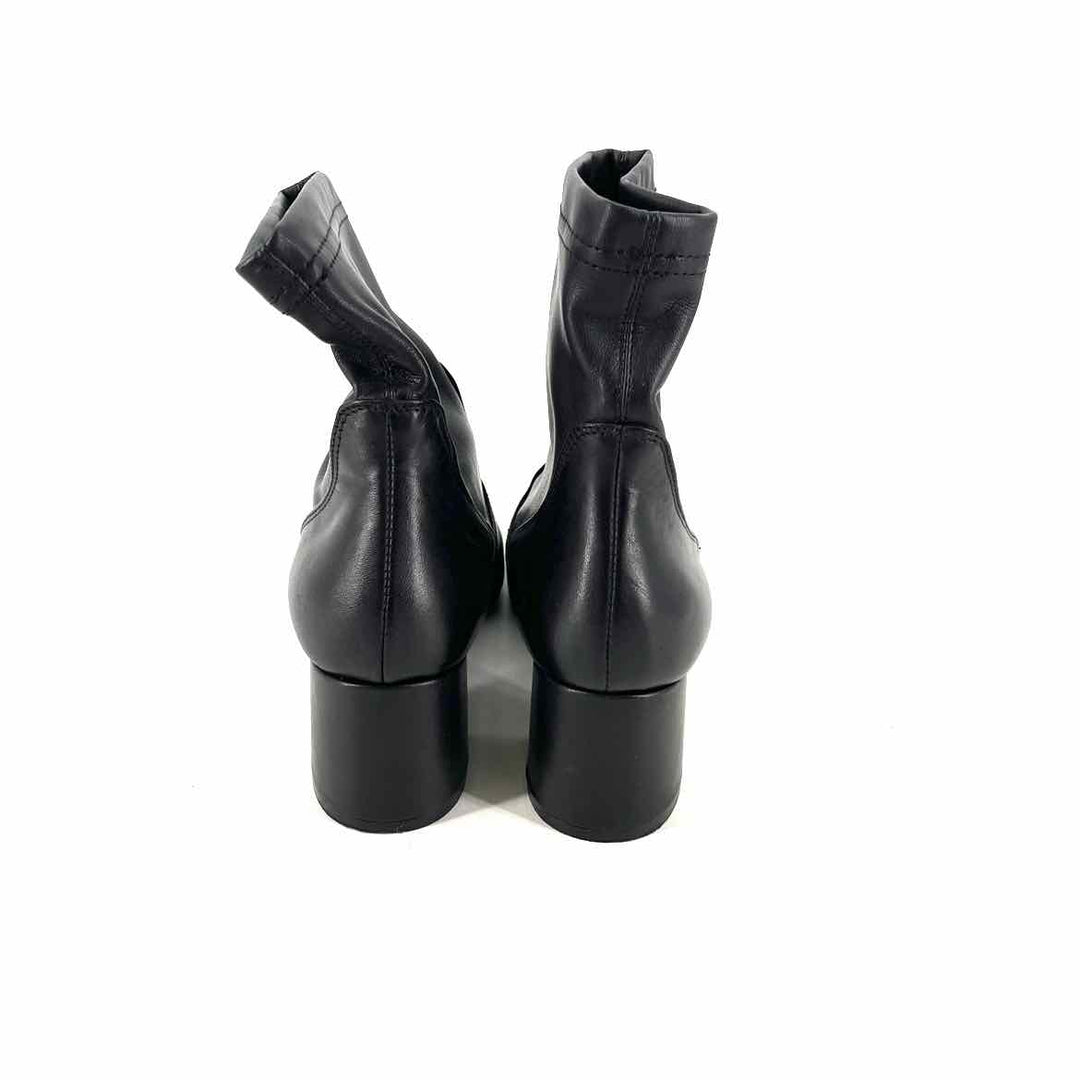 Shoe Size 40 Black Halo Leather Boots