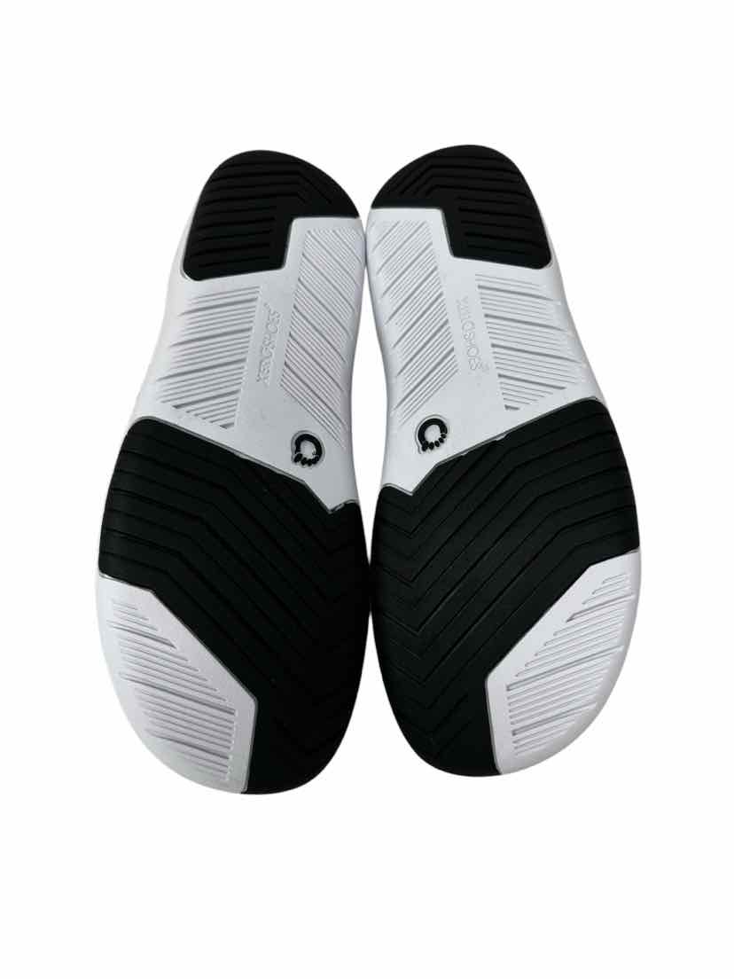 Shoe Size 8.5 Black Sneakers