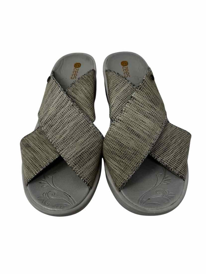 Shoe Size 9 Gray Sandals