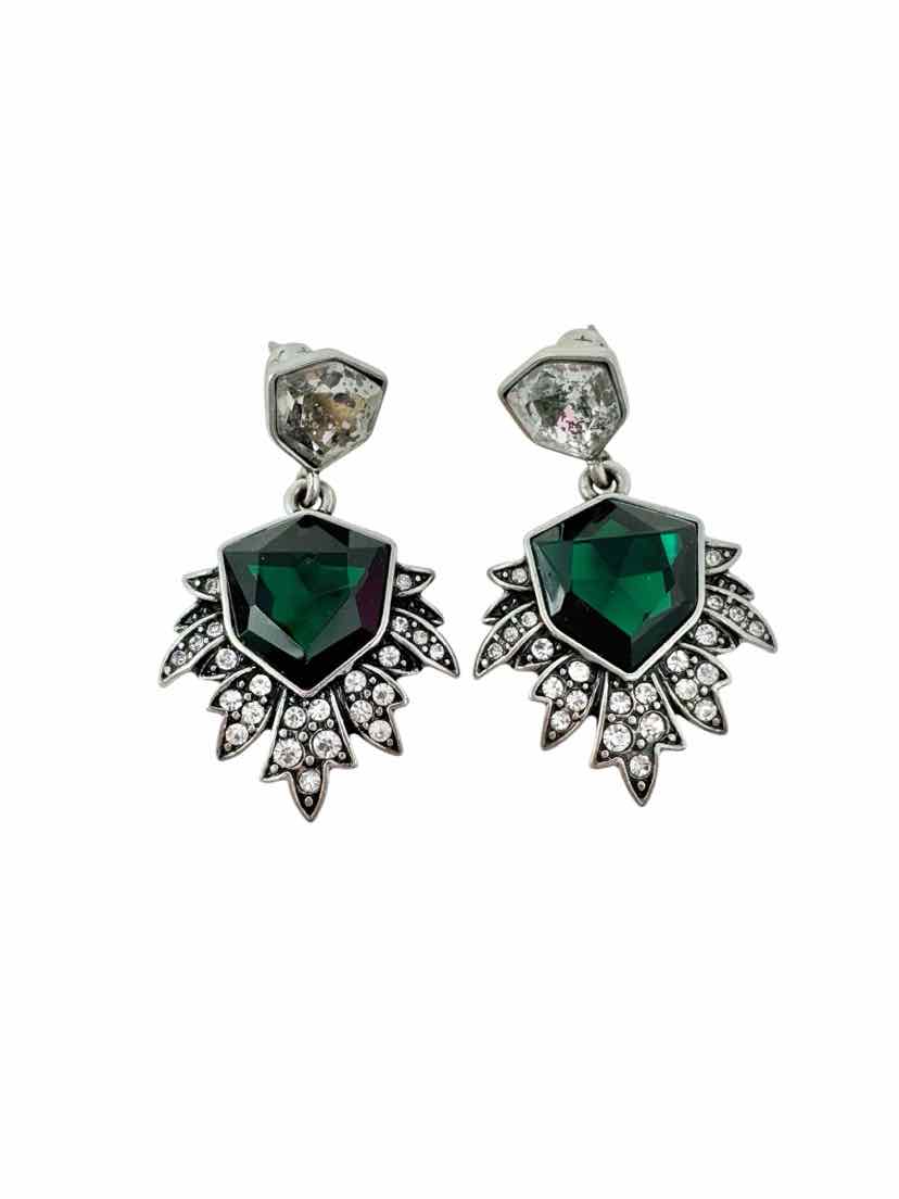 CHLOE & ISABEL Earrings