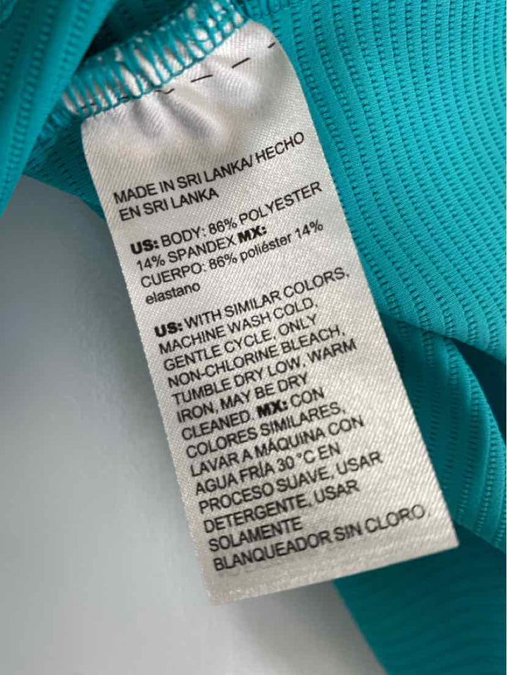 Size L Chico's Teal Shirt