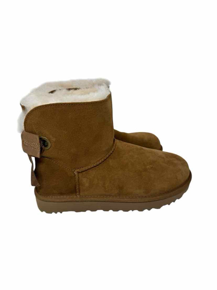 Shoe Size 8 Ugg Tan Boots