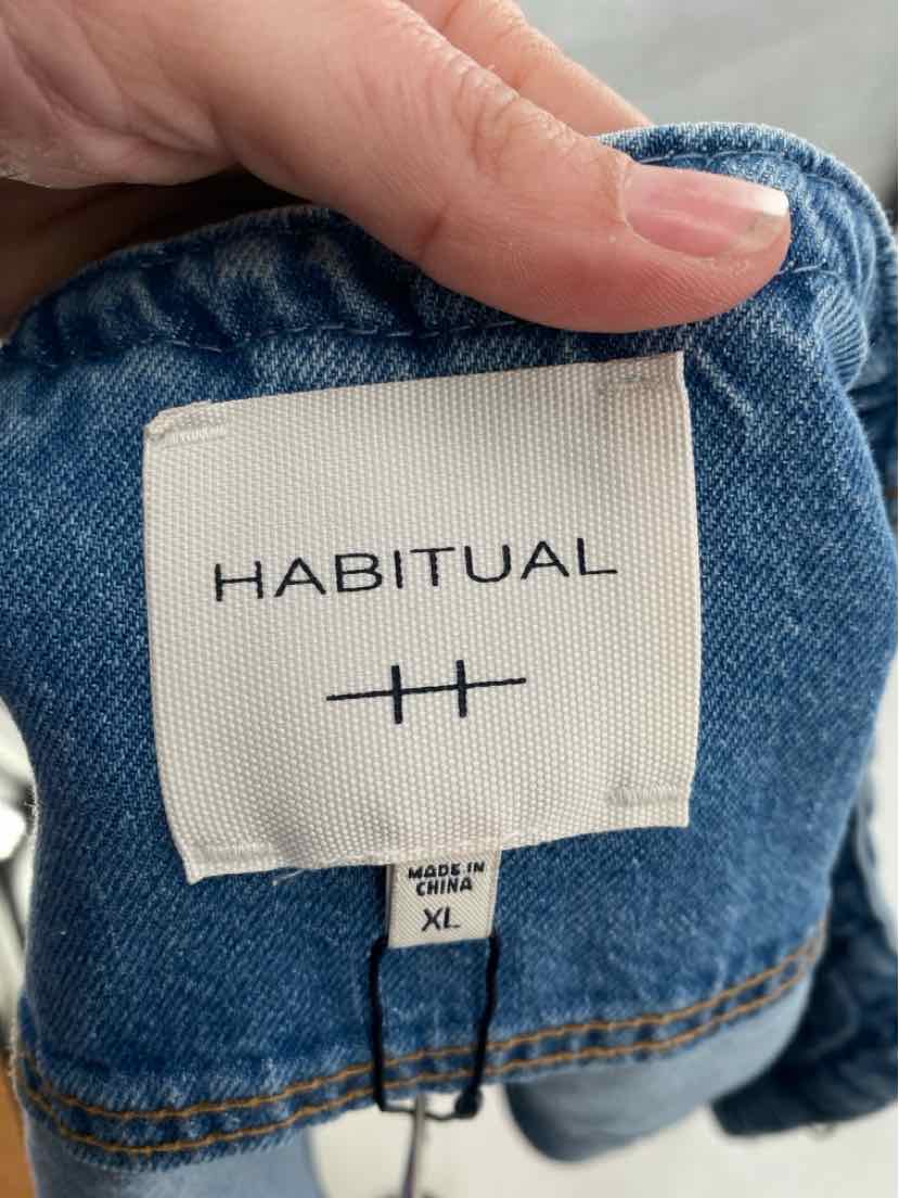 Size XL HABITUAL Denim Jacket