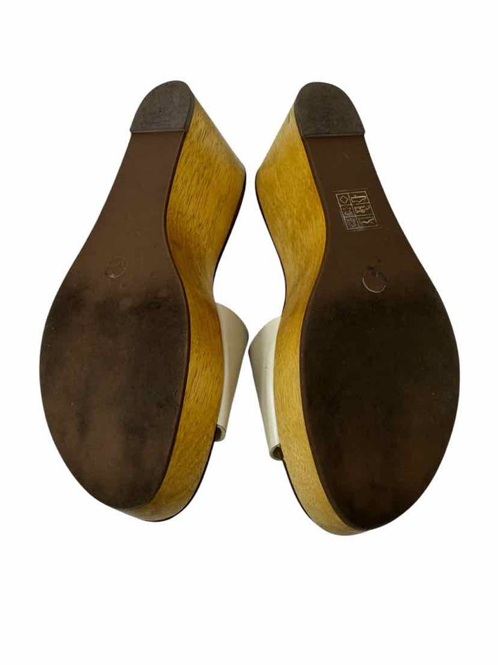 Shoe Size 10 Tory Burch Ivory Leather Sandals