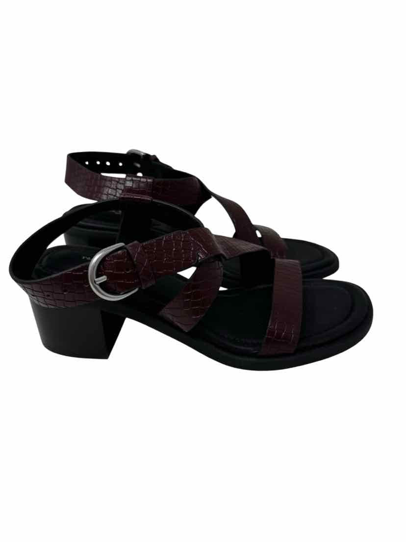 Shoe Size 39 RAG & BONE Burgundy Leather Sandals