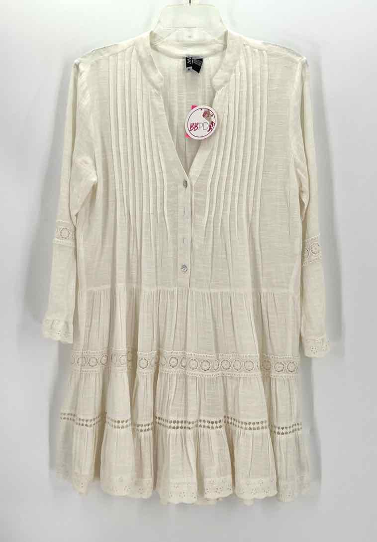 Size M White Dress