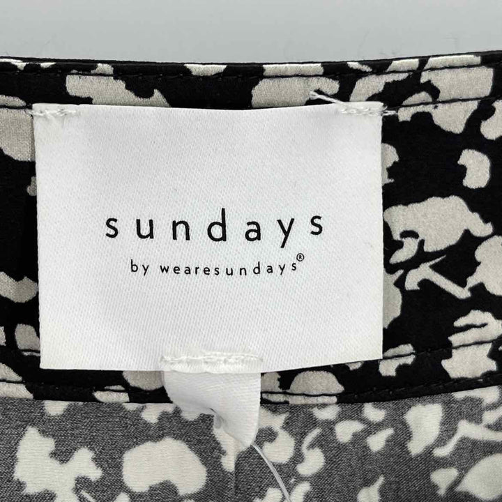 Size L Black/White Dress