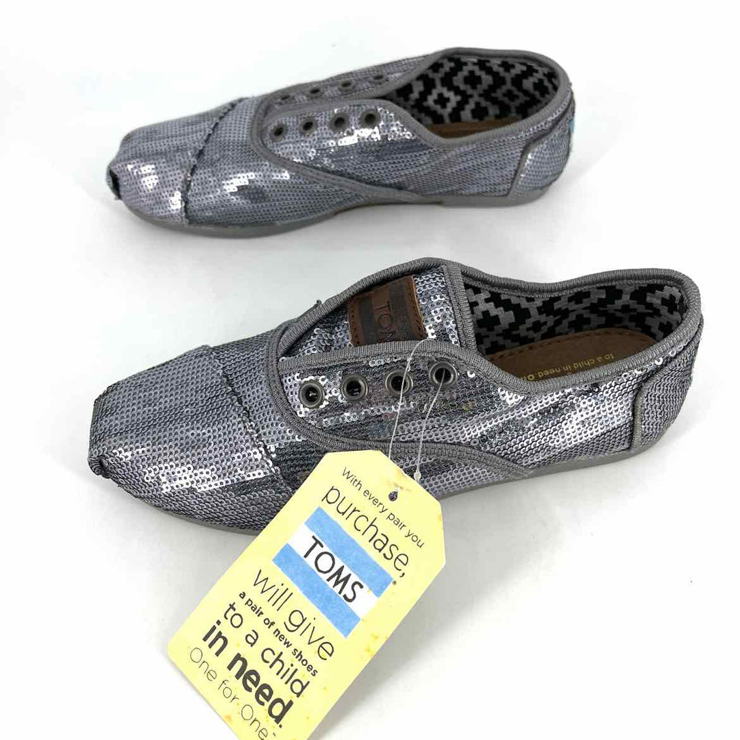 Shoe Size 5 Toms Pewter Sneakers