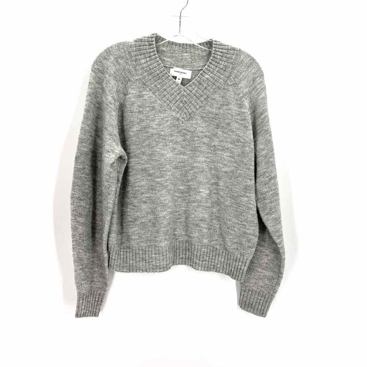 Size M Banana Republic Gray Sweater