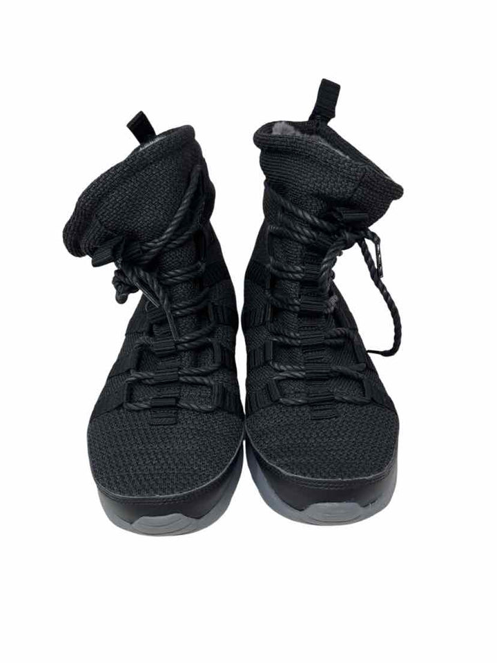 Shoe Size 38.5 Nike Black Boots