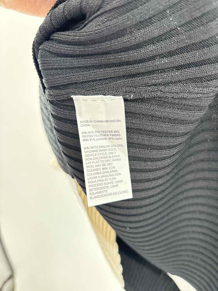 Size M Chico's Black Sweater