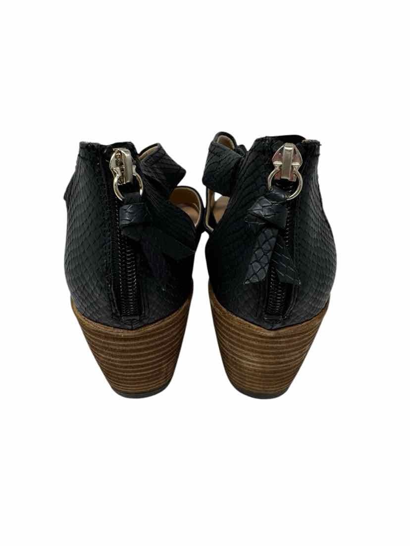 Shoe Size 9.5 dr scholls Black Sandals