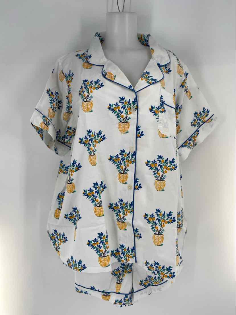 Size 4X White Print Pajamas