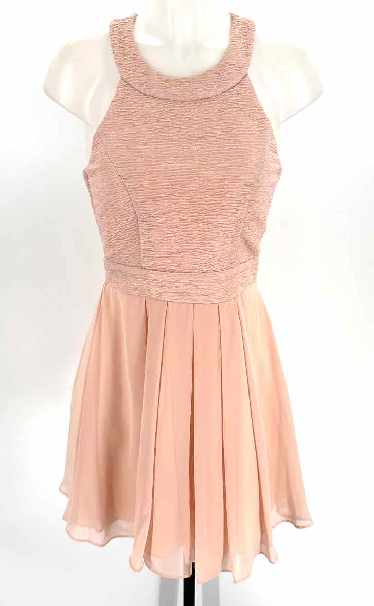 Size 7 Peach Dress