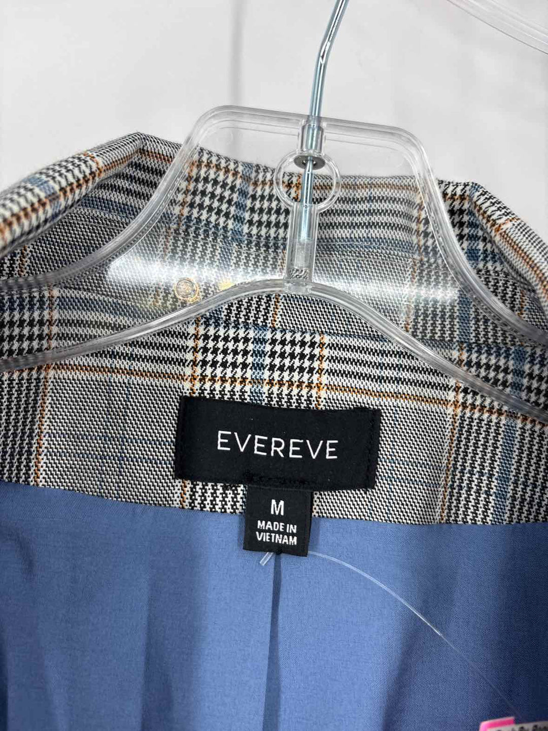 Size M EVEREVE Gray Shirt