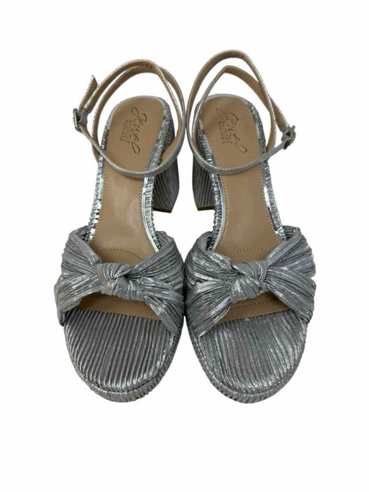 Shoe Size 8 Badgley Mischka Silver Sandals