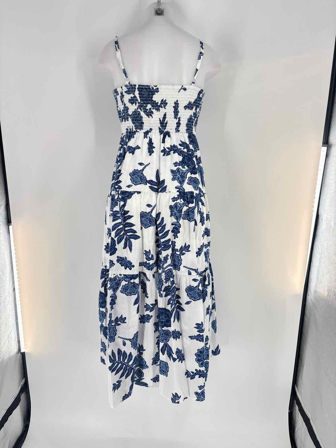 Size M MOON RIVER Navy Print Dress