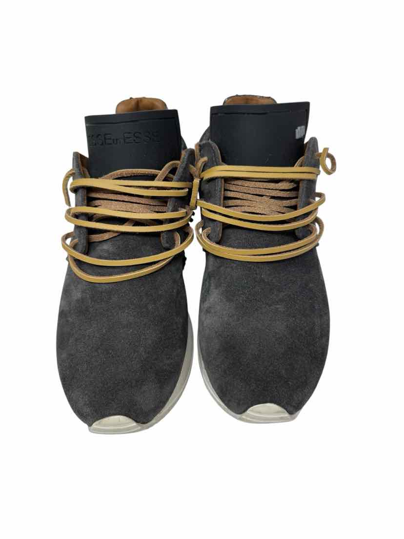 Shoe Size 37 Esseutesse Gray Sneakers