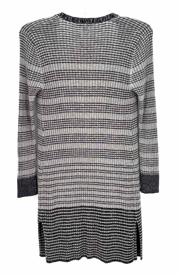 Size L CABLE & GAUGE Silver Sweater