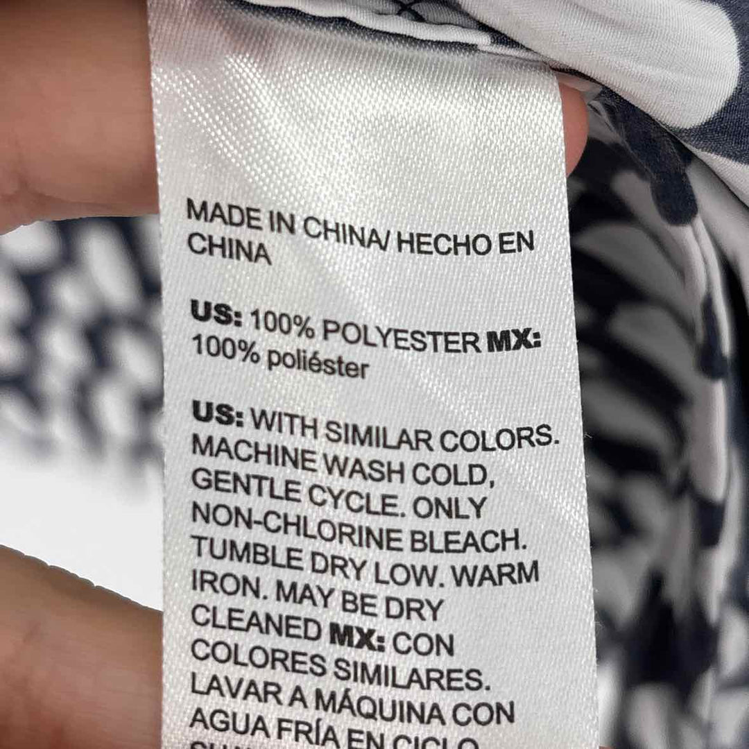 Size M Chico's Multi-Color Shirt