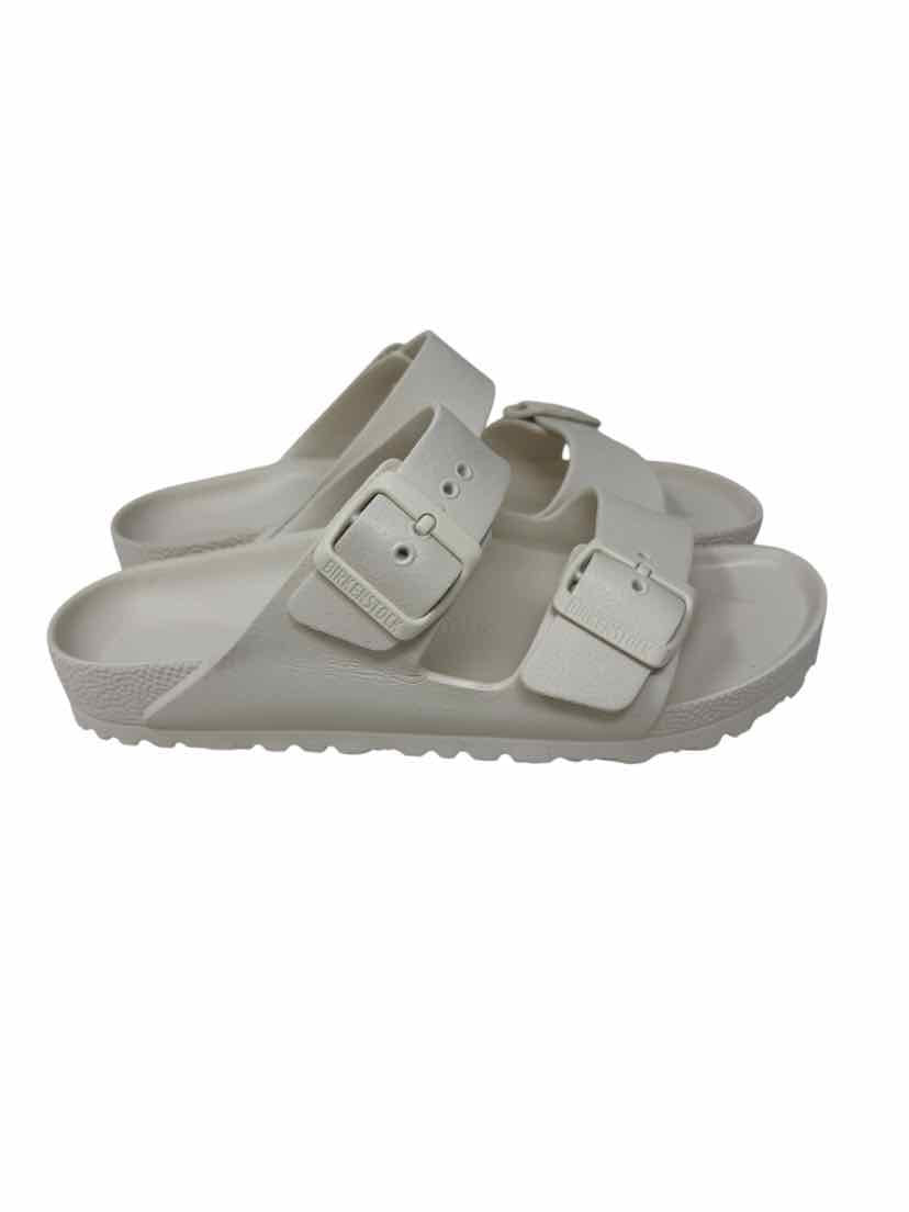 Shoe Size 38 Birkenstock White Rubber Sandals