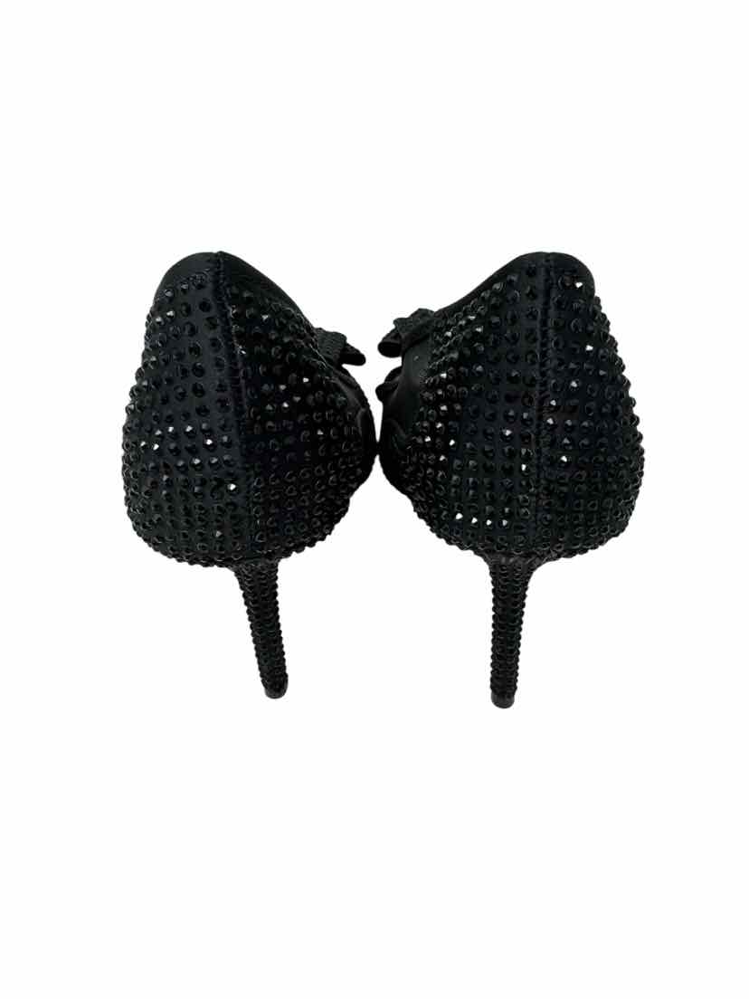 Shoe Size 9 Jessica Simpson Black Pumps