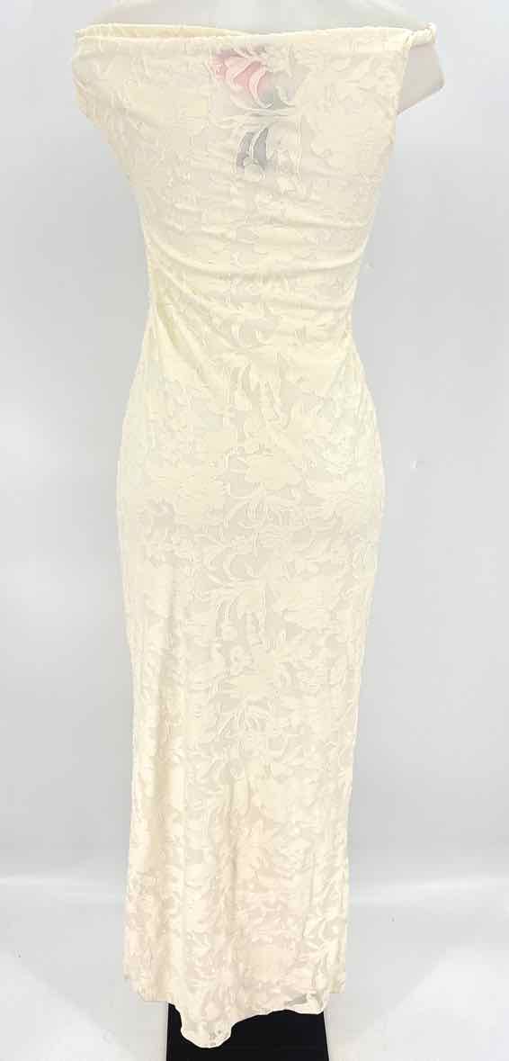 Size 8 BOOHOO Ivory Dress