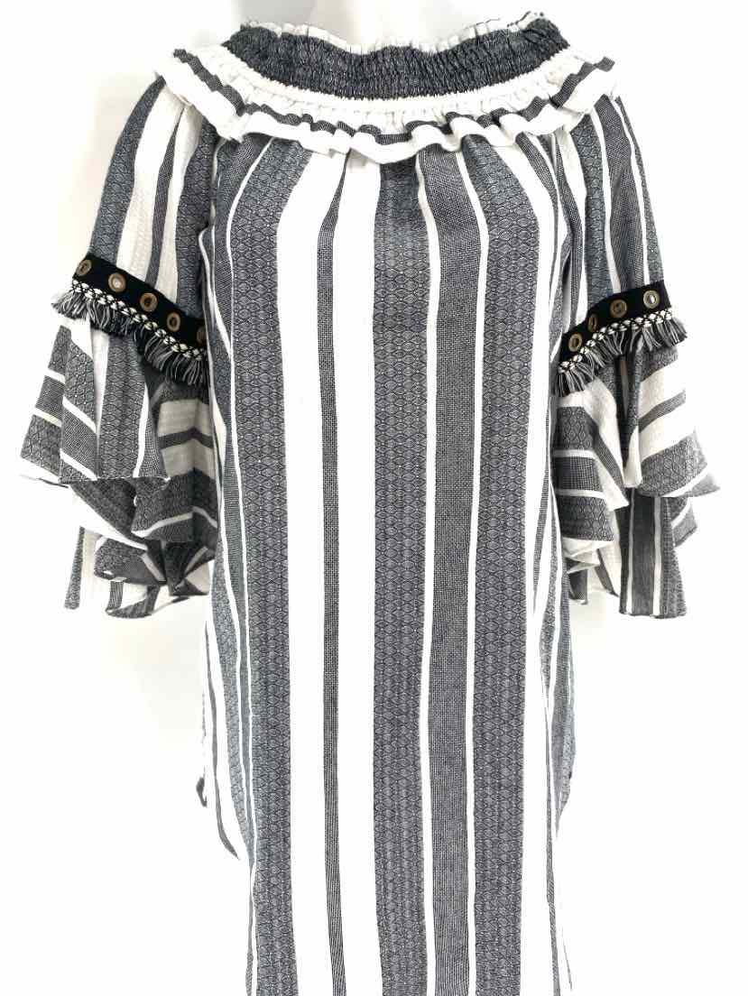 Size S MISA Black/White Dress